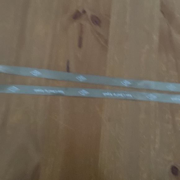 Authentic Van Cleef Ribbon - Picture 3 of 3
